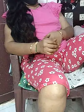 Snapshot of yours-kavaya chatting on November 27, 2025, 9:33 am yours-kavaya online show from November 27, 2025, 9:33 am