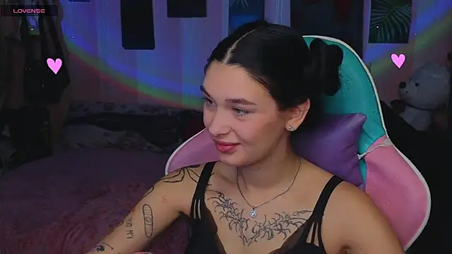 Amanda Tender online show from September 23, 2025, 12:24 am