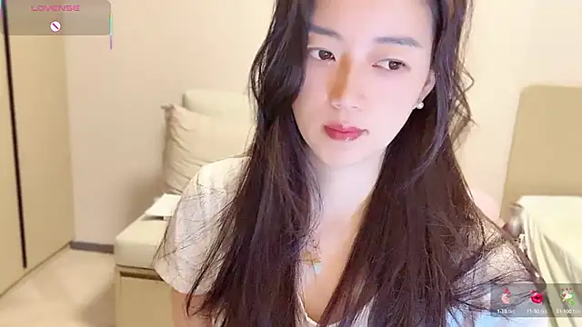 Snapshot of A-xena chatting on September 23, 2025, 2:03 am A-xena online show from September 23, 2025, 2:03 am