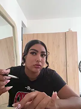 Snapshot of NatashaBrown12 chatting on October 18, 2025, 1:01 pm NatashaBrown12 online show from October 18, 2025, 1:01 pm