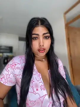 NatashaBrown12 online show from May 17, 2026, 1:18 pm