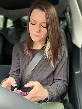 LadyLena1 online show from October 2, 2025, 6:26 pm