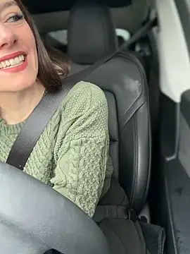 LadyLena1 online show from November 26, 2025, 7:04 pm