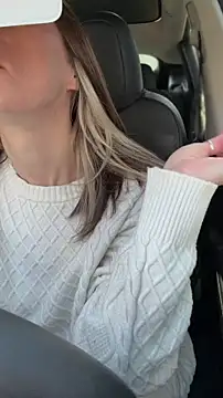 Snapshot of LadyLena1 chatting on February 6, 2026, 6:55 pm LadyLena1 online show from February 6, 2026, 6:55 pm