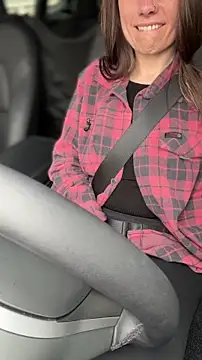 Snapshot of LadyLena1 chatting on February 13, 2026, 7:43 pm LadyLena1 online show from February 13, 2026, 7:43 pm