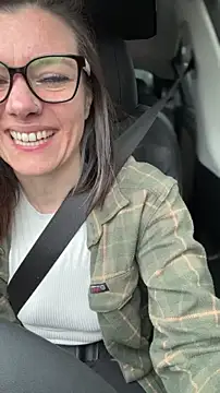 Snapshot of LadyLena1 chatting on February 19, 2026, 7:10 pm LadyLena1 online show from February 19, 2026, 7:10 pm