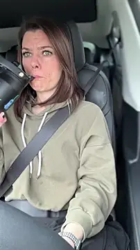 Snapshot of LadyLena1 chatting on March 3, 2026, 6:03 pm LadyLena1 online show from March 3, 2026, 6:03 pm