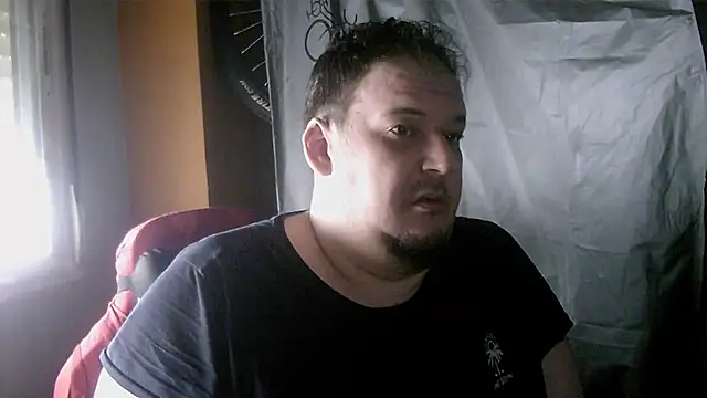 porkorossy online show from March 22, 2026, 7:56 am