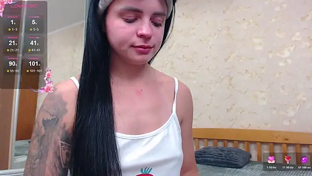 JuicyJess online show from October 24, 2025, 10:39 pm