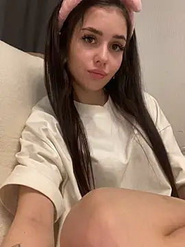 SofiaLaLight online show from December 13, 2024, 11:50 pm