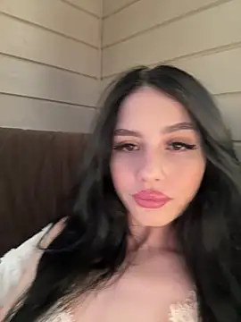 Snapshot of SofiaLaLight chatting on February 5, 2026, 1:27 pm SofiaLaLight online show from February 5, 2026, 1:27 pm