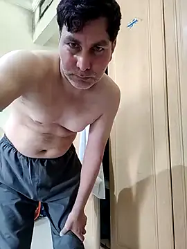 ZIMMY25 online show from April 17, 2026, 9:56 am