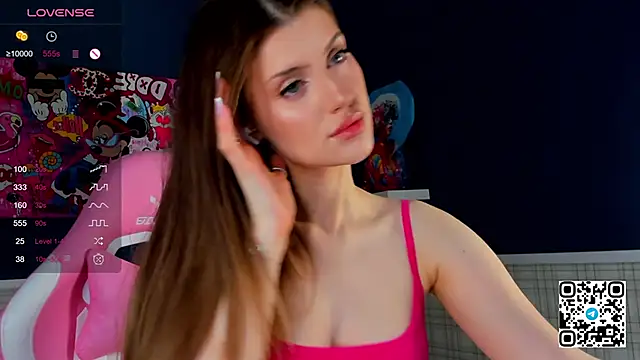 Snapshot of Skinny_Alice chatting on March 10, 2025, 1:12 am Skinny Alice online show from March 10, 2025, 1:12 am