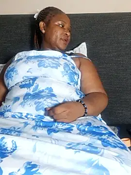 Bootyliciousbbw12 online show from December 18, 2025, 8:59 pm