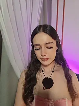 Kate Amaretto  online show from June 9, 2026, 2:12 am