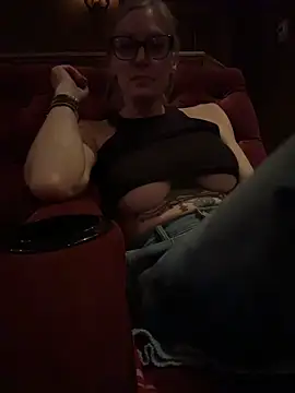 ItsDanniG online show from March 22, 2026, 2:37 am