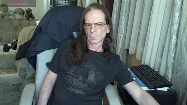 Snapshot of living_manors_2 chatting on February 25, 2025, 9:57 pm living manors 2 online show from February 25, 2025, 9:57 pm