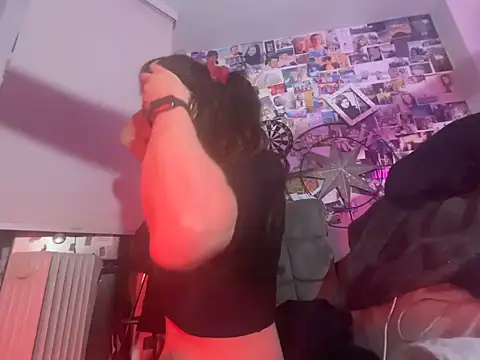 DownstairsSky online show from February 7, 2026, 2:26 am