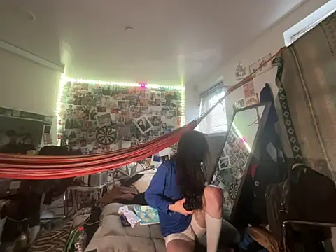 DownstairsSky online show from March 15, 2026, 12:44 pm