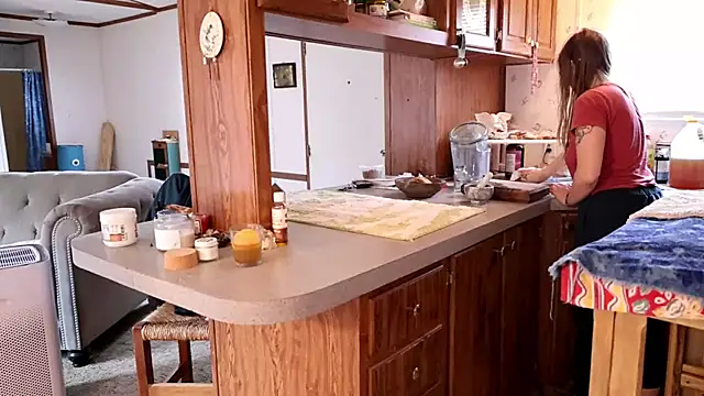 xxpixeyxx online show from December 2, 2025, 4:35 pm