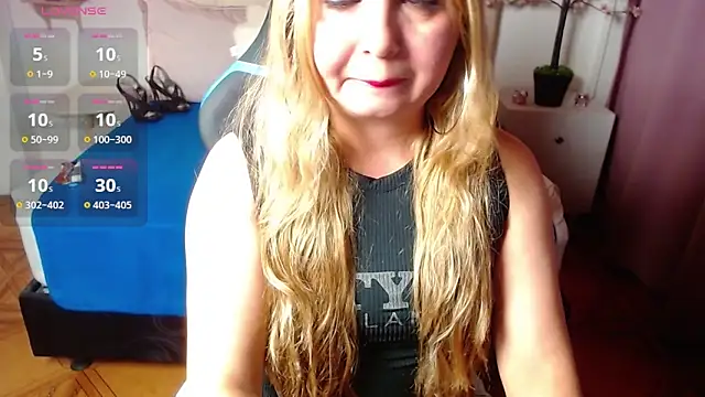 Snapshot of rose_meyer chatting on September 8, 2025, 6:40 pm rose meyer online show from September 8, 2025, 6:40 pm