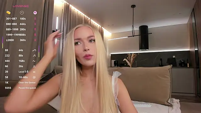 Snapshot of eva_m1racle_ chatting on October 12, 2025, 9:14 pm eva m1racle online show from October 12, 2025, 9:14 pm