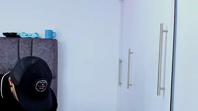 Snapshot of Zack_Froone chatting on March 19, 2025, 3:40 pm Zack Froone online show from March 19, 2025, 3:40 pm