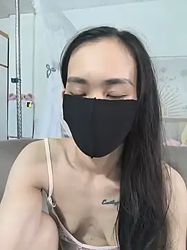 I AM NOT A SLUT online show from May 20, 2026, 4:18 am