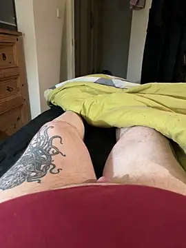  online show from November 27, 2025, 9:28 pm