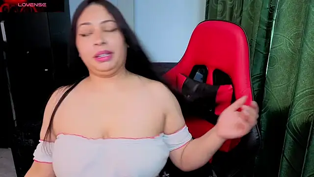 charlotee lovee69 online show from March 7, 2026, 9:56 pm