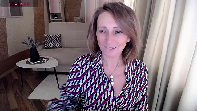 HornyMilf 777 online show from January 27, 2025, 8:07 am