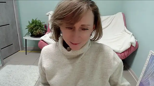 HornyMilf 777 online show from March 7, 2025, 12:01 pm