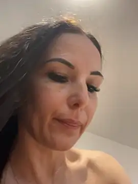 Snapshot of Carla_Angel chatting on February 21, 2026, 2:40 pm Carla Angel online show from February 21, 2026, 2:40 pm