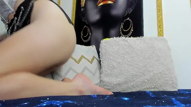 CandyQueenGold online show from January 20, 2025, 10:04 pm