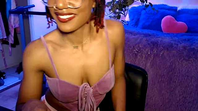 Snapshot of CocoSage chatting on March 25, 2026, 6:41 am CocoSage online show from March 25, 2026, 6:41 am