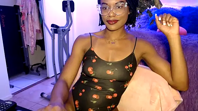Snapshot of CocoSage chatting on May 11, 2026, 4:29 am CocoSage online show from May 11, 2026, 4:29 am