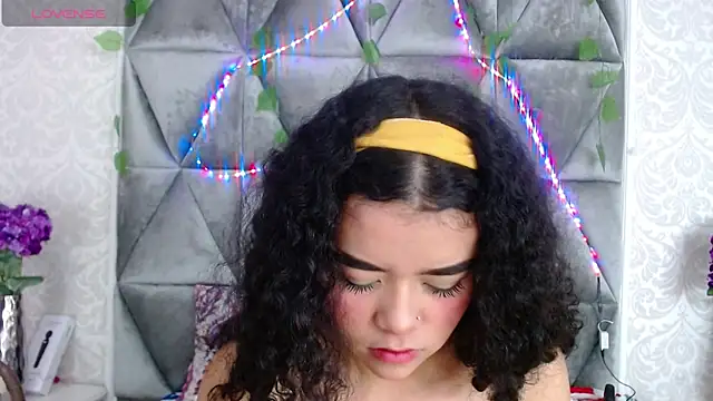 Angela lovee online show from December 19, 2024, 12:56 pm