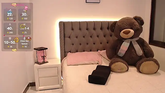 Nicols66 online show from September 20, 2025, 10:11 pm