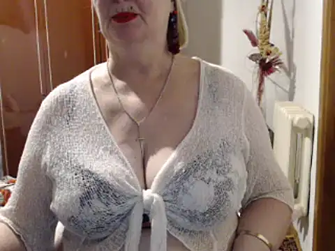 Secretfox online show from February 4, 2025, 11:05 am