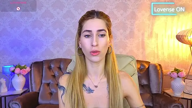 Snapshot of Sexy_Lava chatting on November 6, 2025, 6:58 am Sexy Lava online show from November 6, 2025, 6:58 am