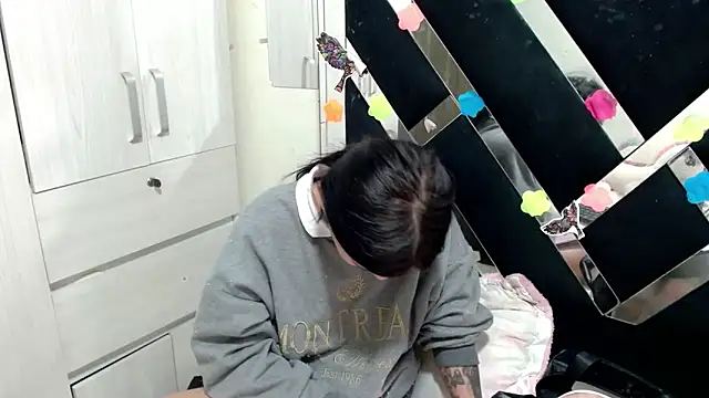 katery wok11 online show from November 12, 2025, 7:03 pm