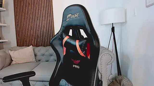 liam collins21 online show from October 30, 2025, 11:55 am