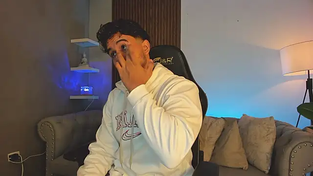 liam collins21 online show from February 25, 2026, 12:15 pm