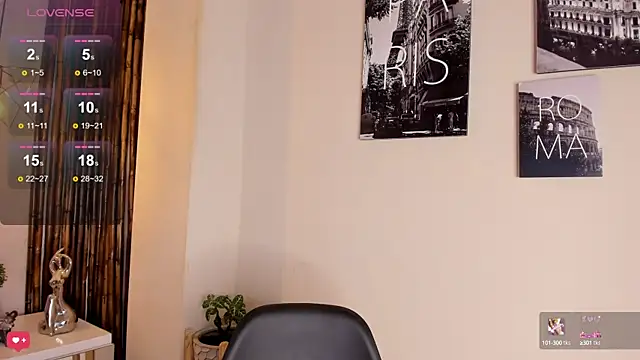 Snapshot of Aria_Reid chatting on February 7, 2025, 3:19 pm Aria Reid online show from February 7, 2025, 3:19 pm