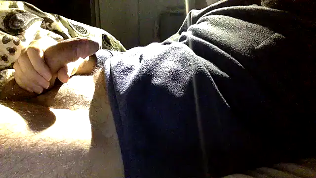 enty-y online show from February 15, 2025, 4:47 am