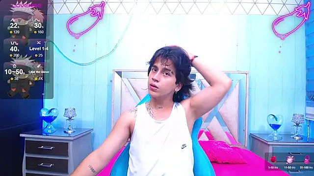 alex 477 online show from February 18, 2025, 11:33 am