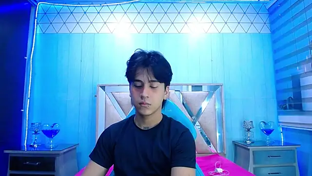 alex 477 online show from October 20, 2025, 11:32 am