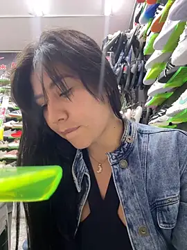 Snapshot of kim_monti chatting on March 15, 2025, 2:03 am kim monti online show from March 15, 2025, 2:03 am