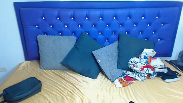 Snapshot of kiwii_nasty chatting on September 18, 2025, 11:18 pm kiwii nasty online show from September 18, 2025, 11:18 pm