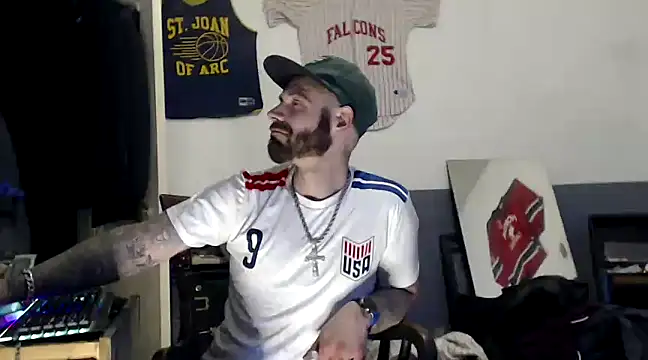 Snapshot of sledge901 chatting on February 2, 2025, 1:41 pm sledge901 online show from February 2, 2025, 1:41 pm